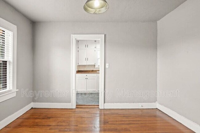 Foto del edificio - 1123 NW 30th St