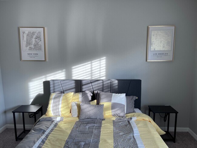 Foto del edificio - 2410 Middleton Grove Dr