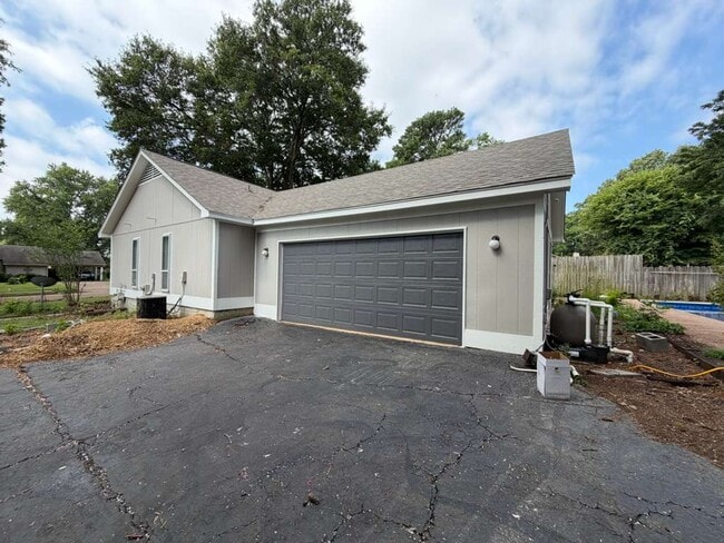 Photo - 5726 Pinola Ave (Bartlett, TN) House