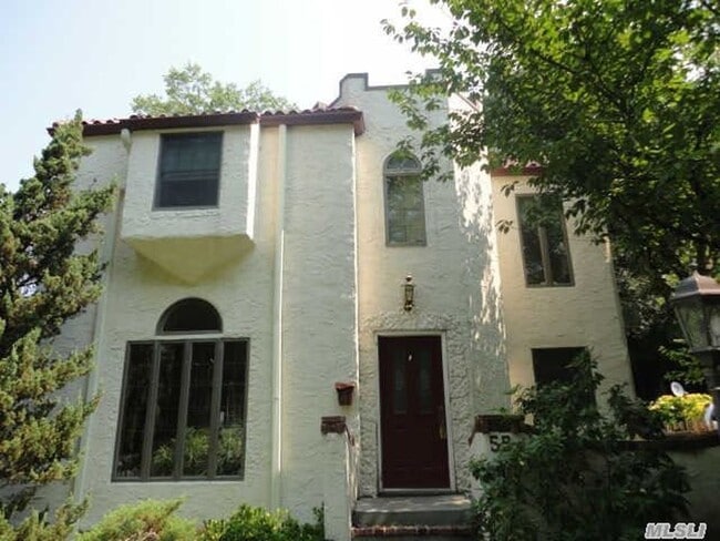 Building Photo - 55 Continental Pl