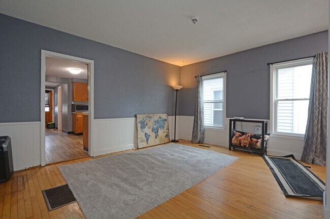 Foto del edificio - 320 4th St W