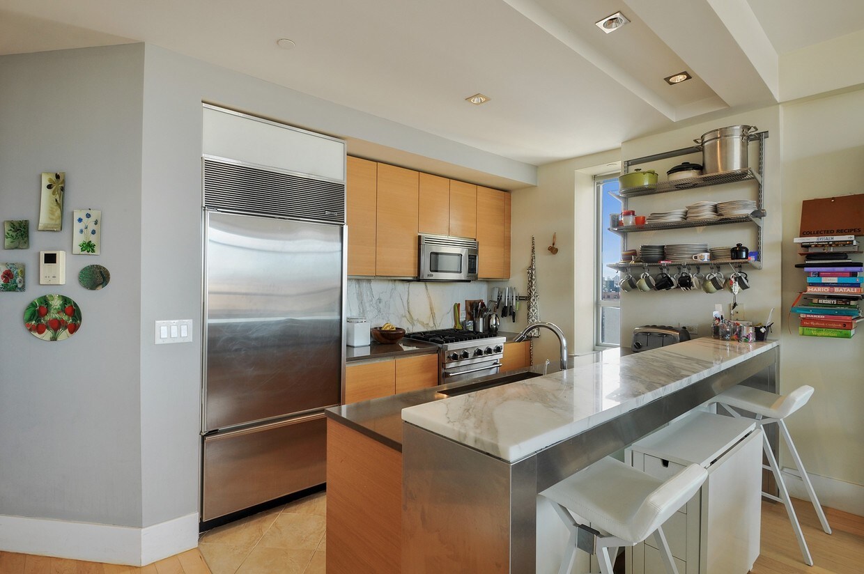 Open Kitchen - 20 Bayard St