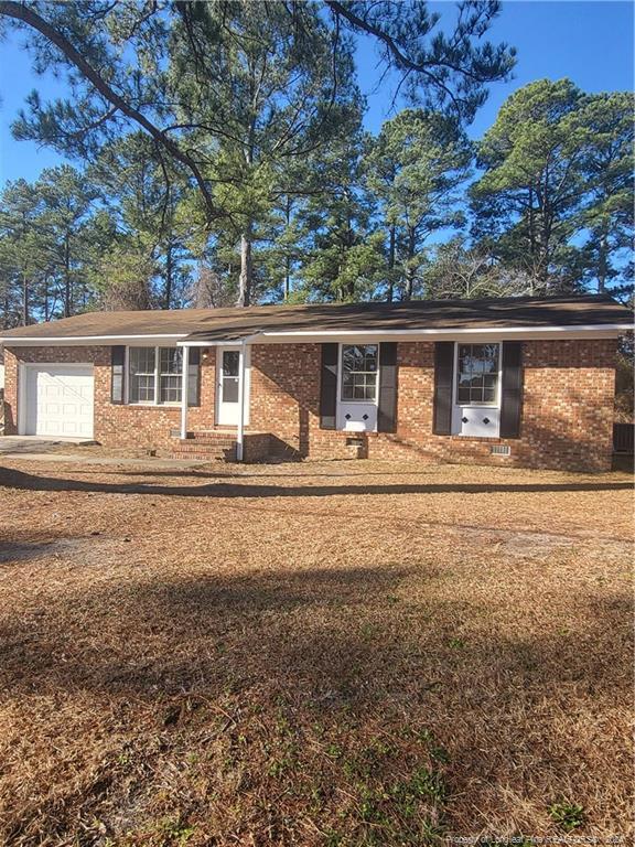 Foto principal - 757 Goodyear Dr