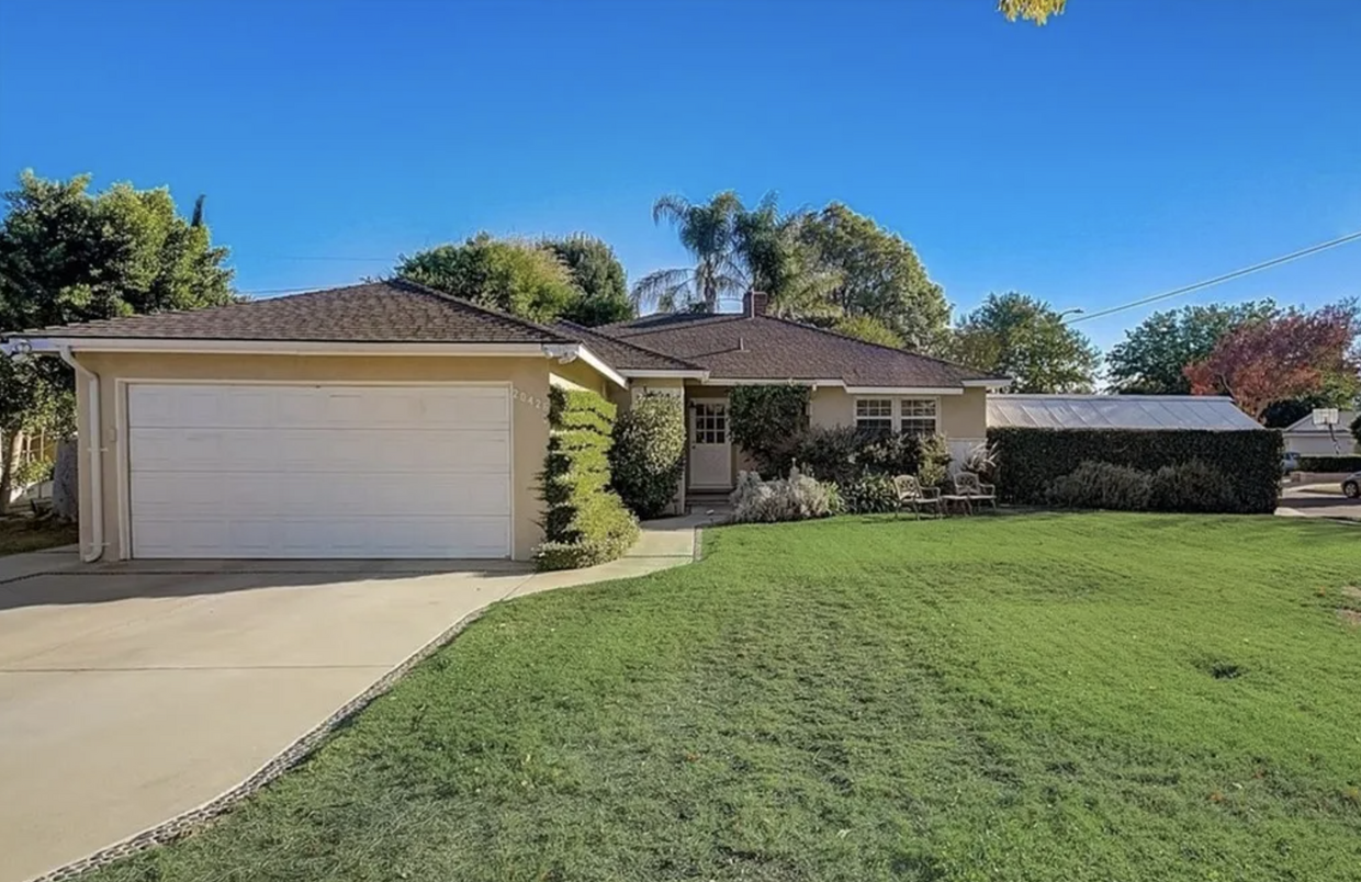 Foto principal - 20426 Lorne St