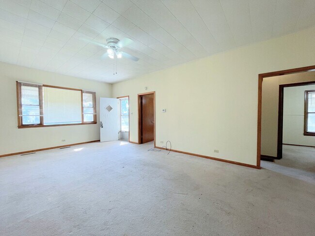 Foto del edificio - Large 2 bedroom home