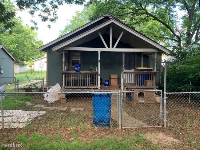 Foto del edificio - 4 br, 2 bath House - 216 S Lowry St