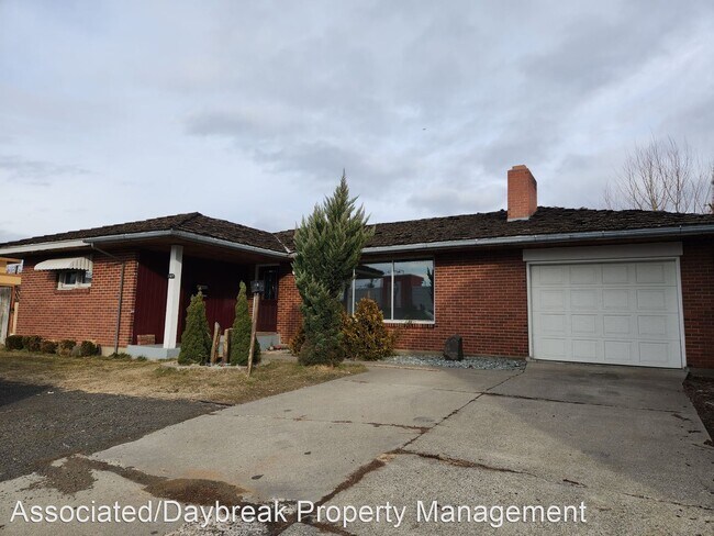Building Photo - 3 br, 2.5 bath House - 107 N. 40th Ave
