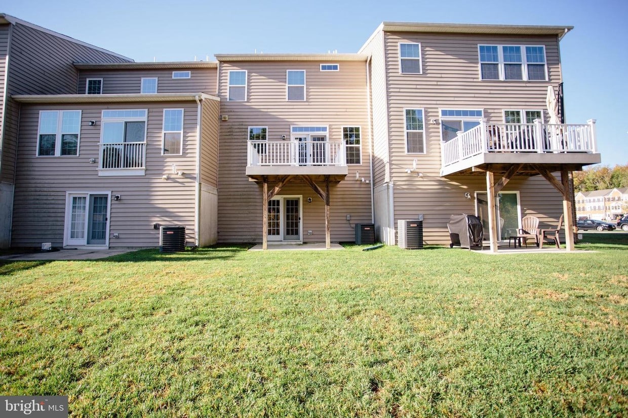 13 Isabelle Ct, Evesham, NJ 08053 Townhouse for Rent in Evesham, NJ