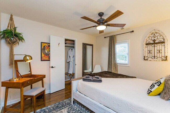 Foto del edificio - 2516 Gallatin Pike