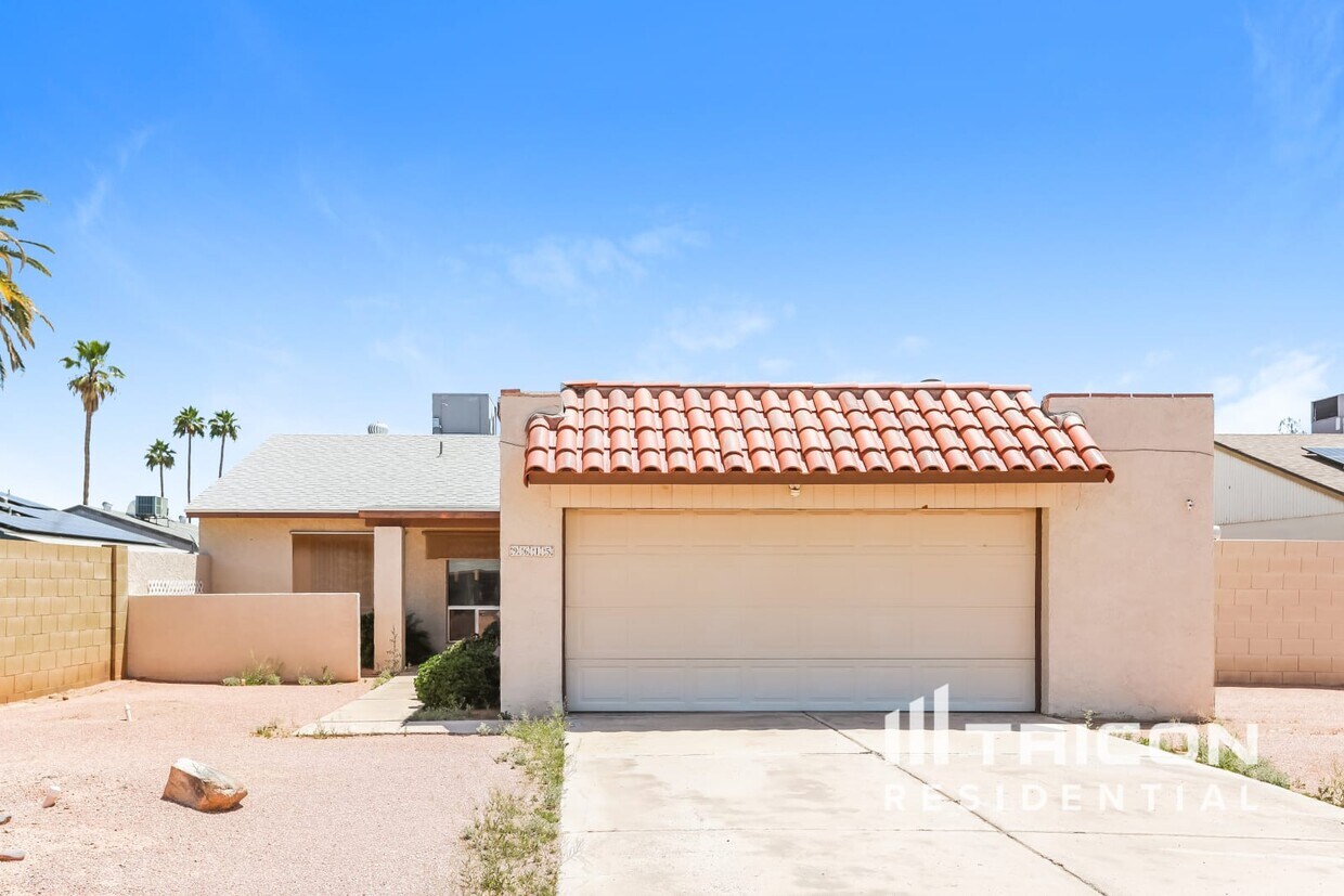 Foto principal - 9615 N 55th Ave