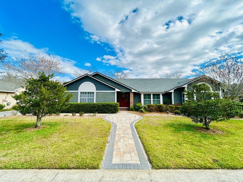 5416 Rustic Pine Ct, Orlando, FL 32819 House Rental in Orlando, FL