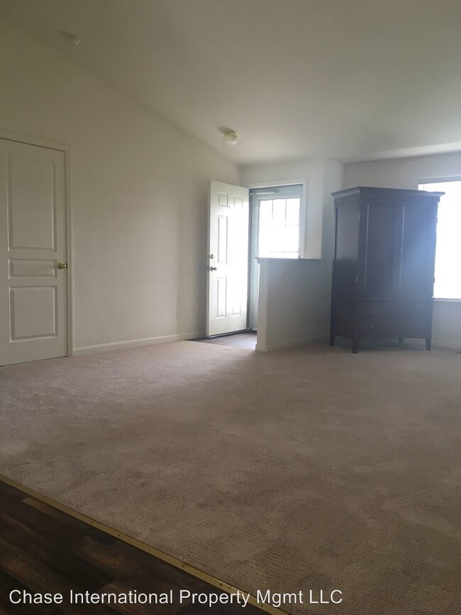 Building Photo - 3 br, 2 bath House - 725 Shadow Lane