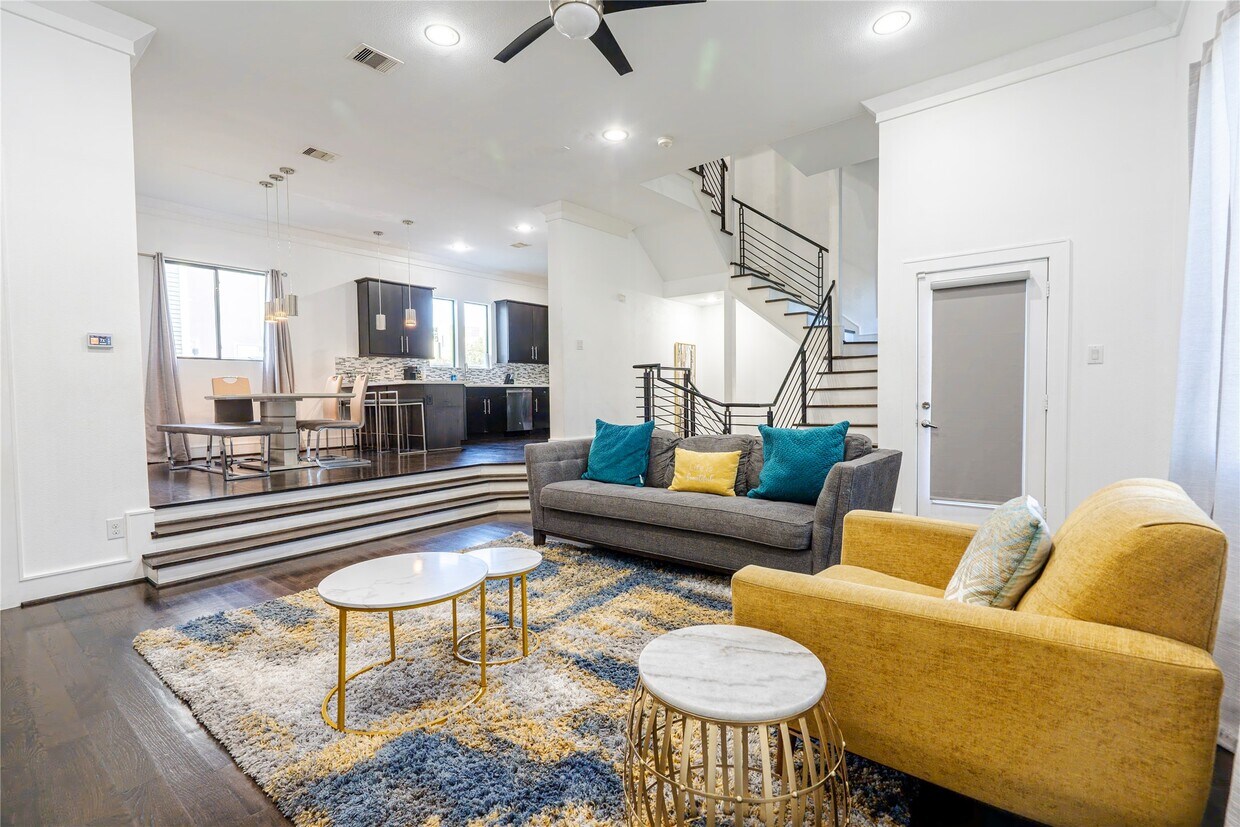 Foto principal - 1205 Summer St