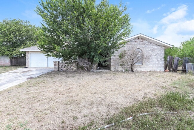 Building Photo - 9402 Shields Dr