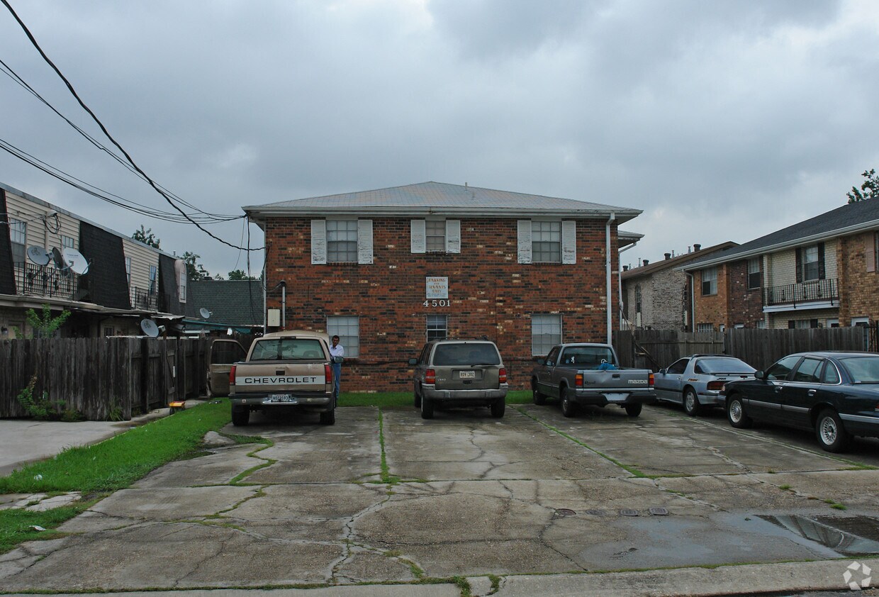 Primary Photo - 4501 Herrmann St