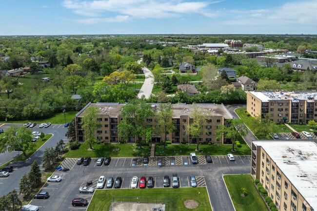 Country Club Condominiums
