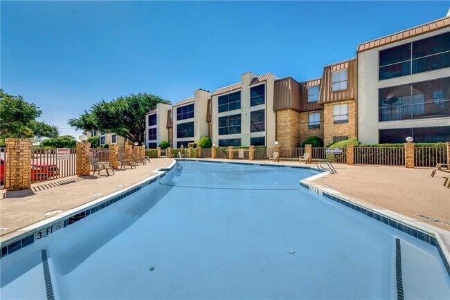 Foto del edificio - 11470 Audelia Rd