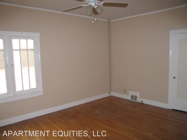 Foto del edificio - 4457 W 2nd St
