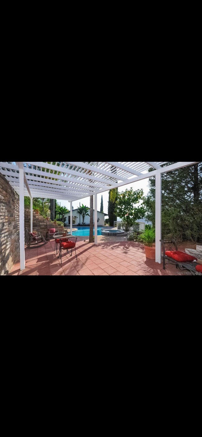 Foto del edificio - 12673 Jackson Hill Dr