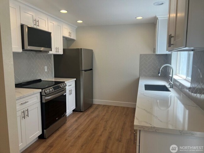 Foto del edificio - 14309 NE 7th Pl