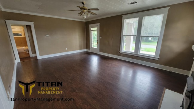 Building Photo - 3b/2b house in downtown Benton