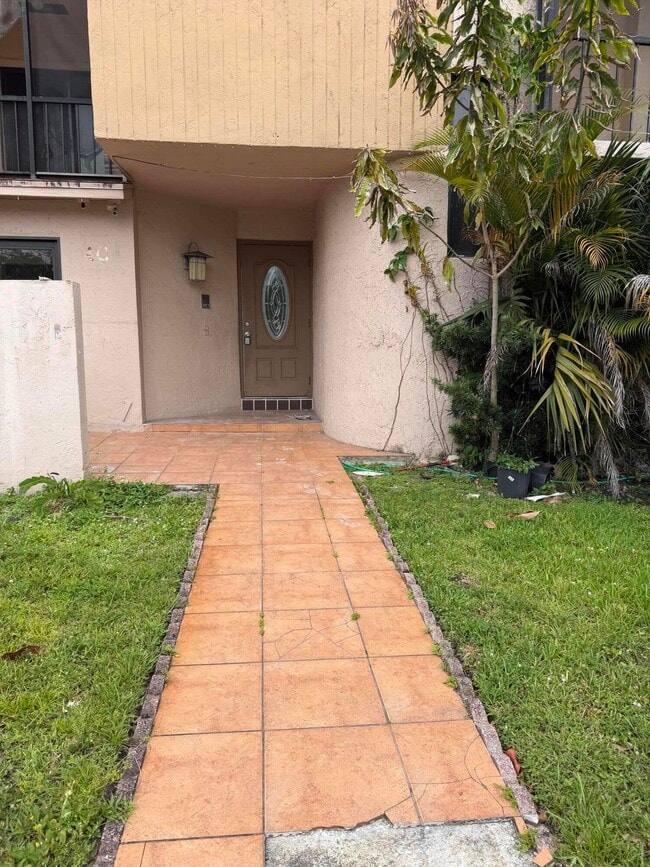 Building Photo - 2700 S University Dr