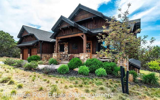 Building Photo - 3 br, 3.5 bath House - 688 N Explorer Peak Dr