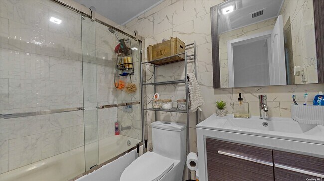 Foto del edificio - 262 Ridgewood Ave
