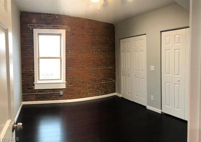 Building Photo - 2030 W 19th St