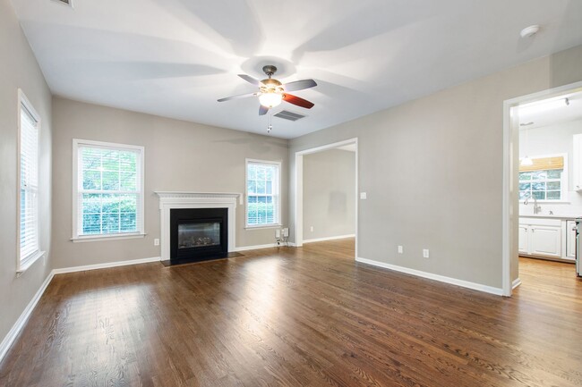 Building Photo - 9240 Shallcross Way