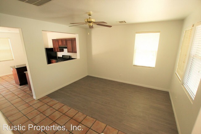 Building Photo - 3 br, 2.5 bath House - 11146 Fort Bowie st.