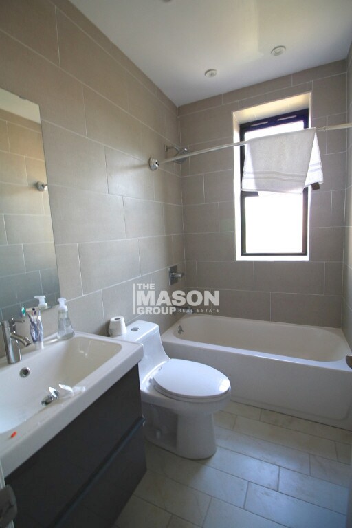 Foto del edificio - 884 W West End Ave