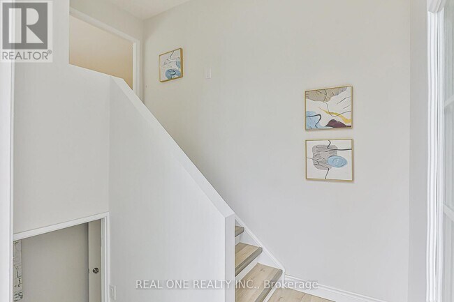 Photo du bâtiment - 368 Hollyberry Trail