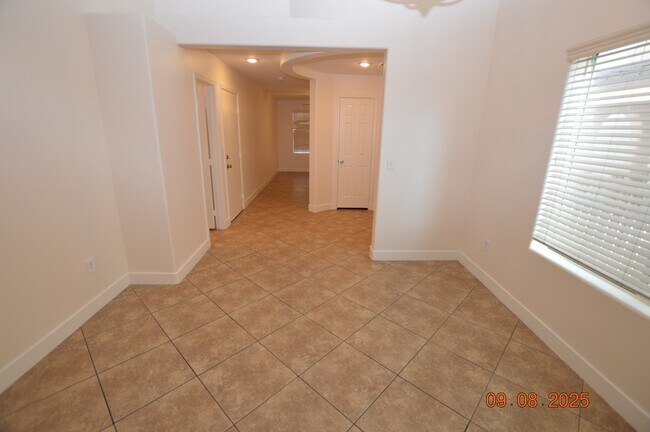 Building Photo - 5647 Merced St