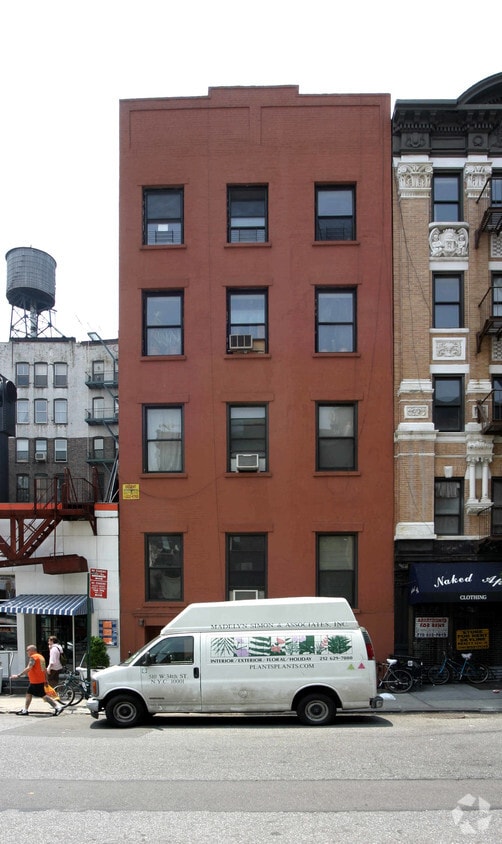 Building Photo - 38 E Fourth St