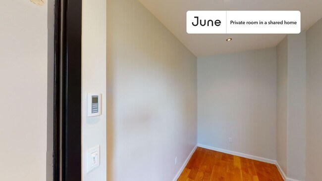 Building Photo - Room in Shared 3 bed/1 bath home in Upper West Side