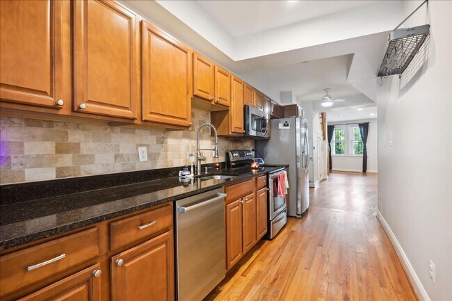 Foto del edificio - END UNIT 2 + 1.5 Fantastic on Florida! 2 B...