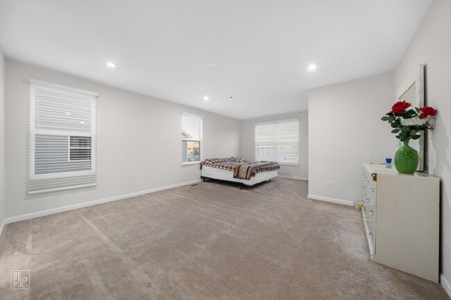 Building Photo - 2964 Lancelot Ln