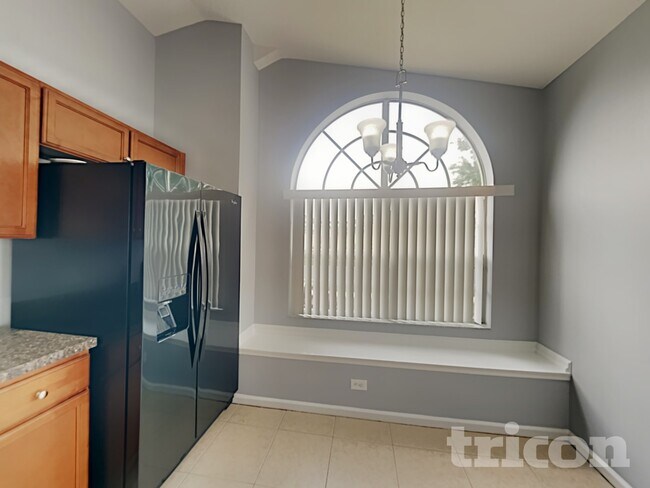 Foto del edificio - 9808 Red Clover Ave