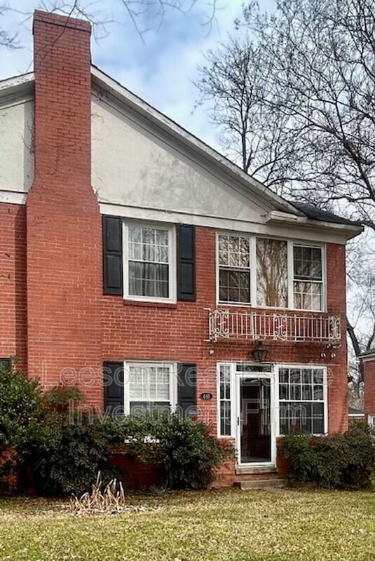 Building Photo - 446 Forest Ave