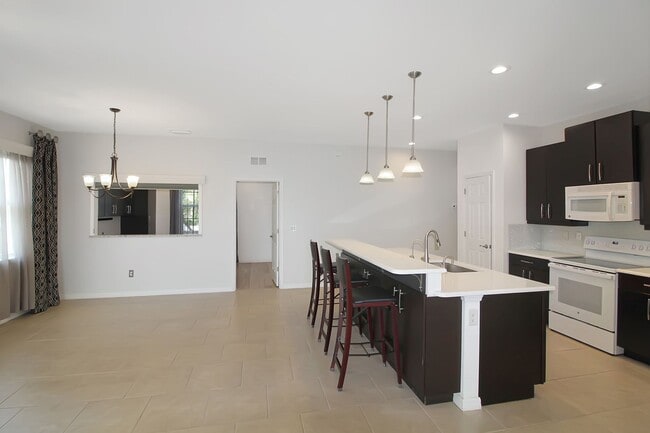 Building Photo - Ventura Village Annual Villa for Rent