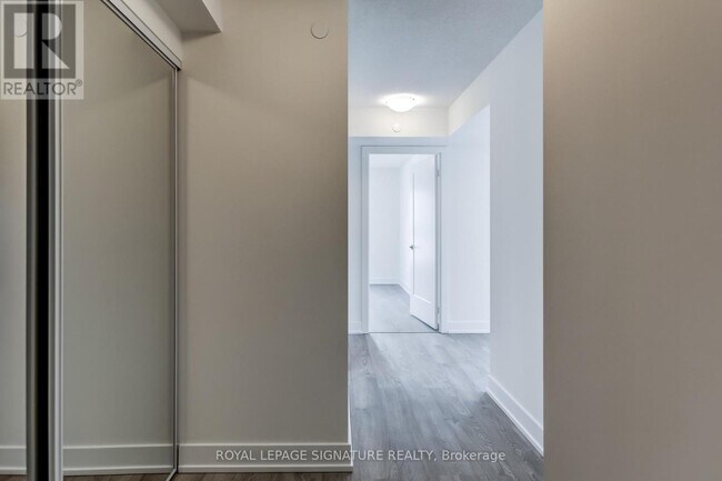Building Photo - 9 Mabelle Ave