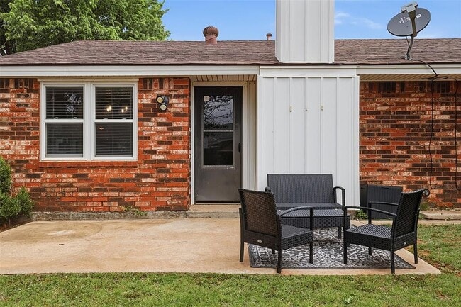 Photo - 10316 Glascow Dr House