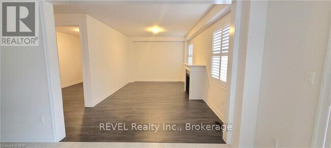 Building Photo - 9275 White Oak Ave