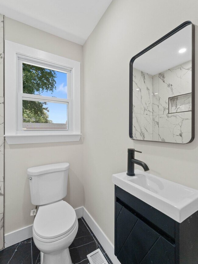 Foto del edificio - Newly Renovated 4-Bedroom, 2-Bath Home for Rent in Magnolia | Modern Updates & Spacious Yard