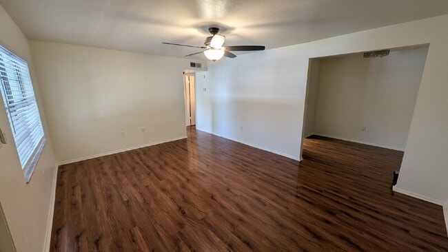 Building Photo - 700 E Airport Blvd