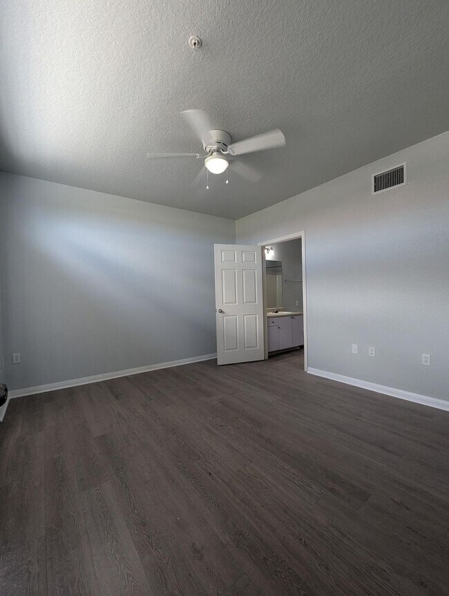 Building Photo - 2x2 New flooring throughout! Updated, spac...