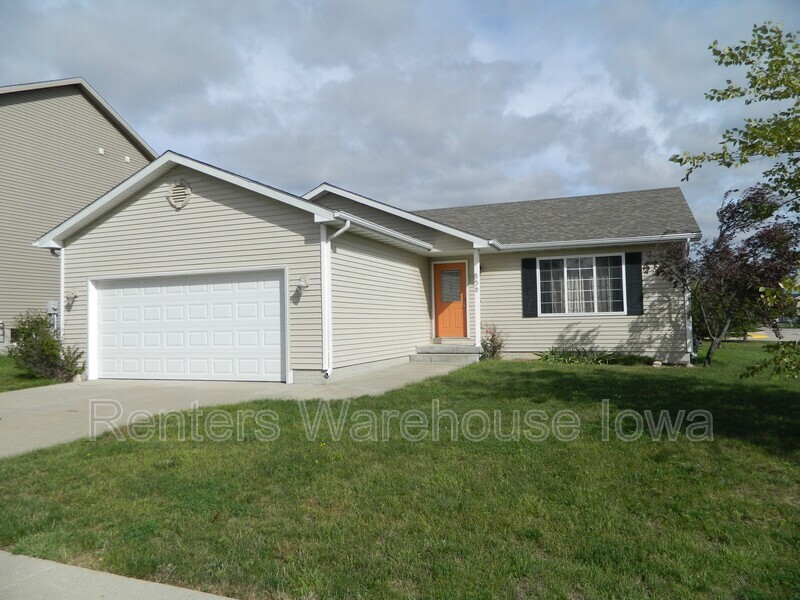 809 SE 12th St, Grimes, IA 50111 House Rental in Grimes, IA