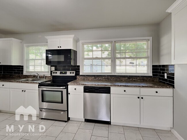 Foto del edificio - 1355 Irwin Bridge Rd NW