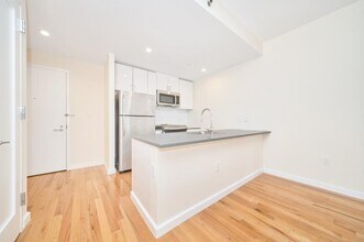 Building Photo - 2211 Third Ave